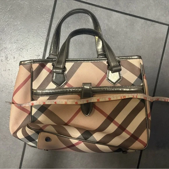 Burberry Supernova Tote Bag - Beige and Black - Picture 3 of 12